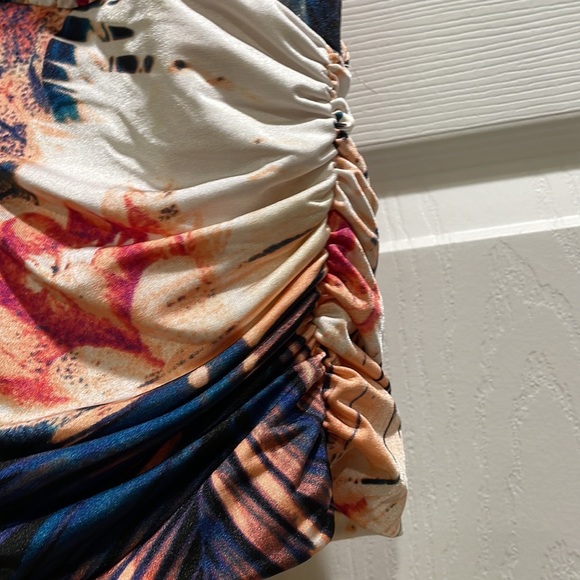 Guess Tropical Ruched Halter Top XS - Picture 7 of 10